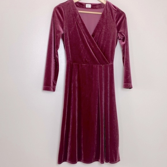 A New Day Velvet Long Sleeve V Neck Dress - Picture 2 of 13